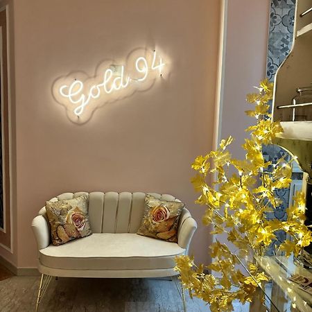 Gold94 Bed & Breakfast Наполи Екстериор снимка